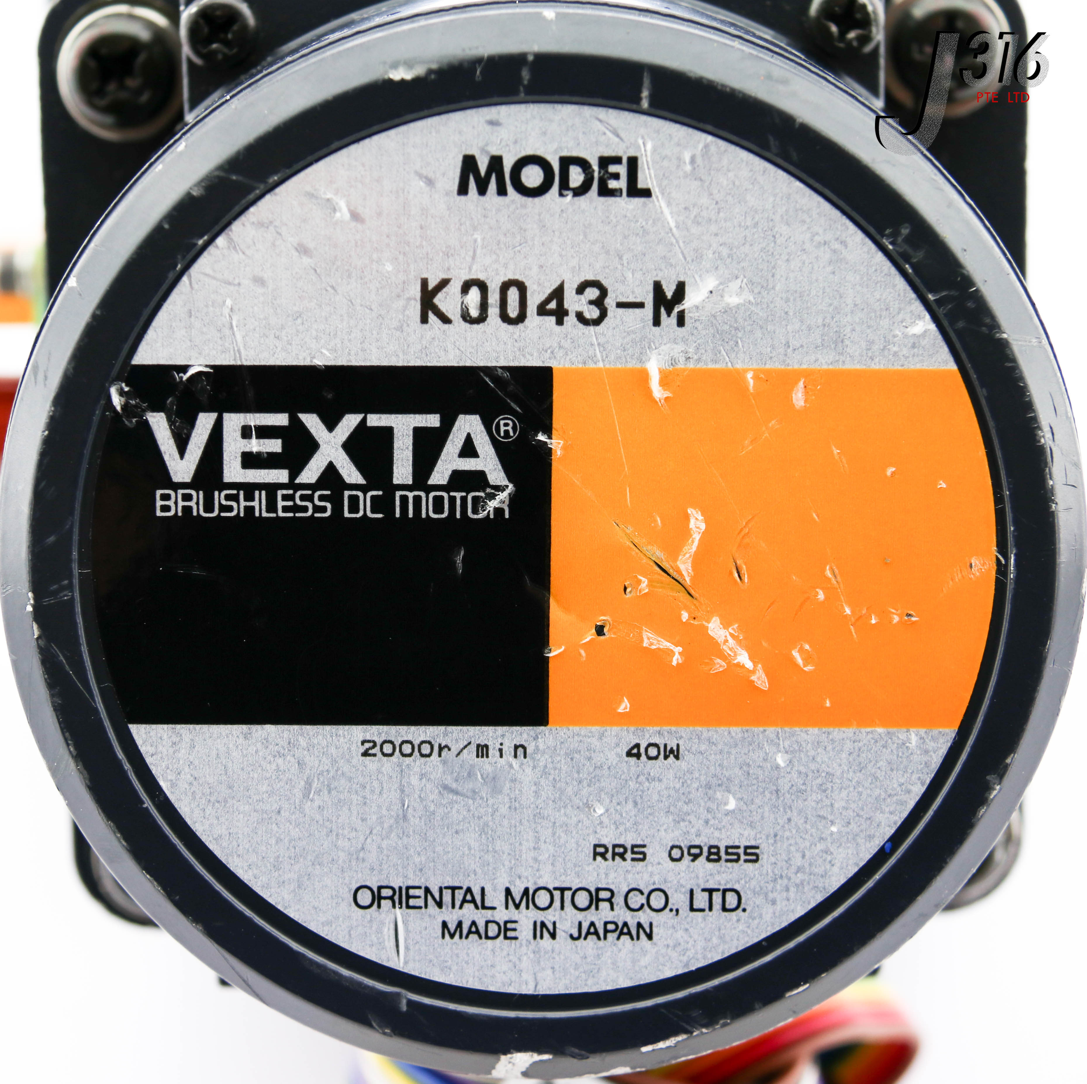 25700 APPLIED MATERIALS VEXTA BRUSHLESS DC MTR W/ 5GN7.5KA-D3